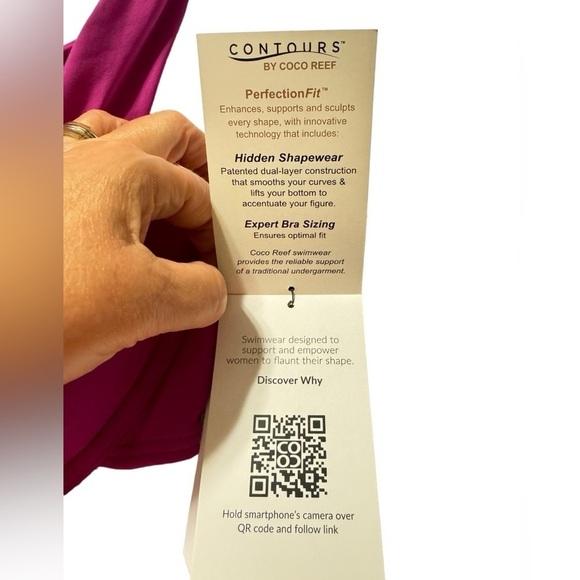 Contours by COCO Reef Halter Bikini Top - Picture 8 of 8